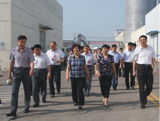 һ��	ɽ�|ʡ���f(xi��)����ϯ�w���m�����F(tu��n)�������\(ch��ng)�Ž��O(sh��)�����M(j��n)��ҕ��